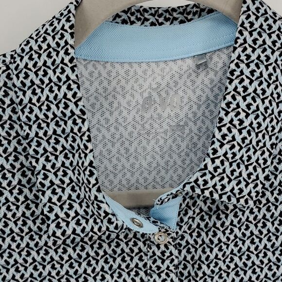 NVO athletic top. Long sleeves. Medium. Henley style. Geometric print. - Picture 2 of 9